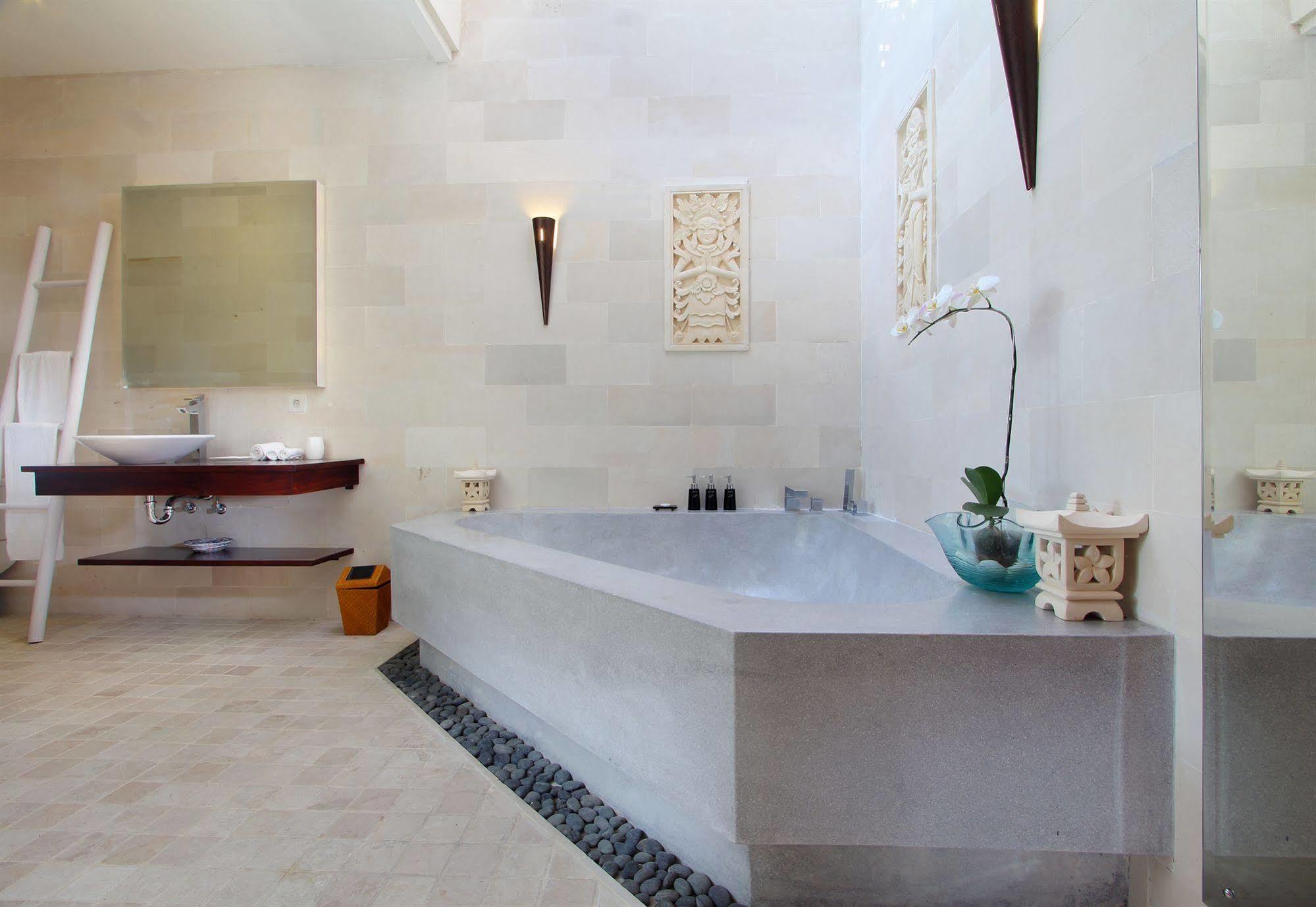סמיניאק K Villas By Premier Hospitality Asia מראה חיצוני תמונה